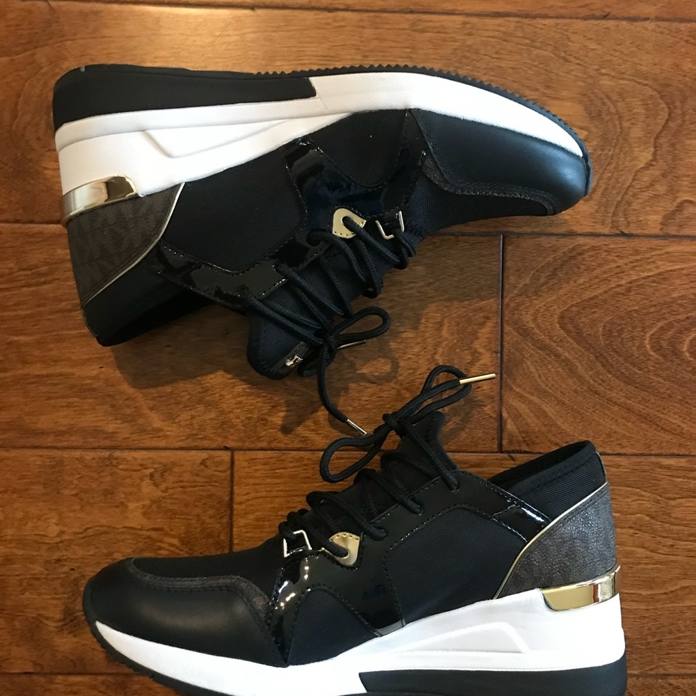 Michael Kors shoe